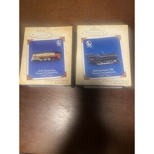 Hallmark keepsake ornament collector series a lot‎ of two